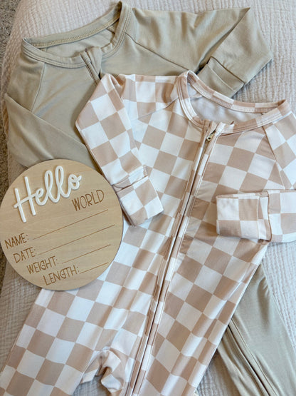 Newborn Gift Sets - Onesie & Announcement Sign